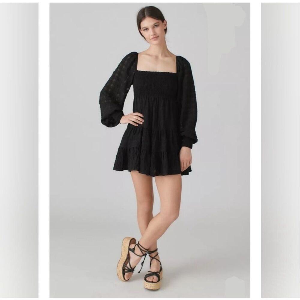 URBAN OUTFITTERS River Smocked Long Sleeve Mini Dress Black Size Small EUC S599